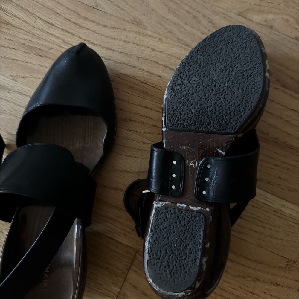 Lemaire Women's Black Leather Flats - Picture 3 of 3
